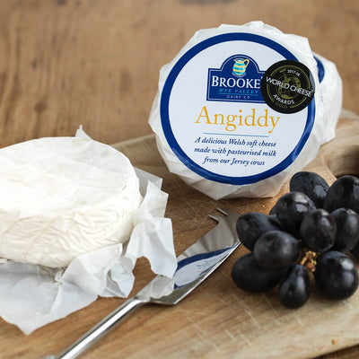 Brookes Dairy Angiddy Welsh Soft Cheese